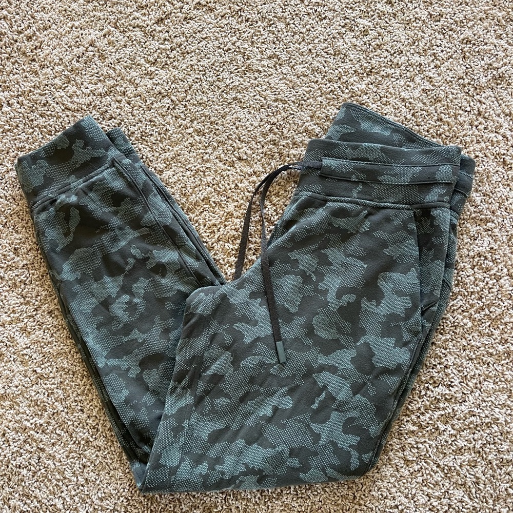Lululemon ready to Rulu 7/8 jogger